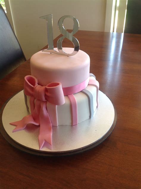 18th Birthday Cake For Girl Fondant 18th Birthday Cake 18th