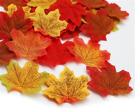 100pcs Artificial Autumn Maple Leaves Fall Autumn Colored Maple Leaf