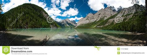 Pano Of Kinney Lake In British Columbia Stock Photo Image Of Mountain