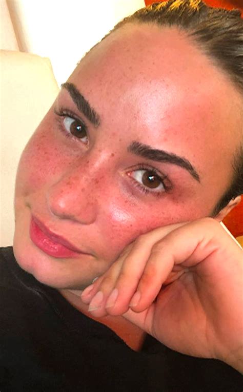 Demi Lovato Glows As She Shows Off Her Freckles In New Makeup Free Selfies See The Photos