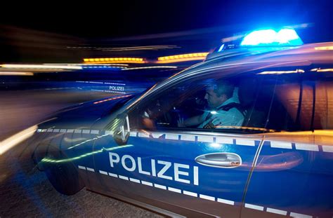 Anfahrt mit bus und bahn; Hauptbahnhof Tübingen: Frau wohl brutal missbraucht und ...