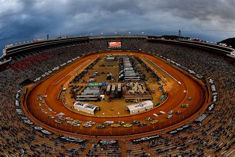 What Is Dirt Racing How Is It Different For Nascar Usa Insider