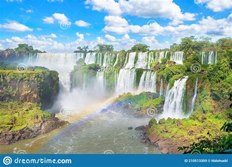 The Wonderful Iguazu Falls One Of The Most Beautiful Places In The