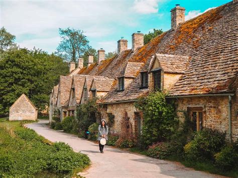 14 Ridiculously Quaint Things To Do In Bibury Cotswolds 2023 The