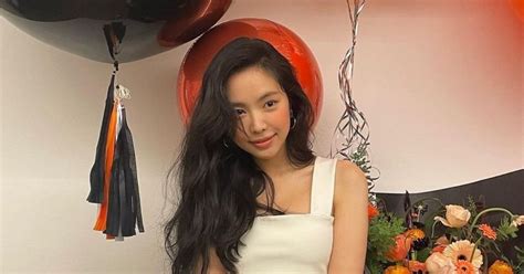 Apinks Son Naeun Will Be Unable To Participate In Special Album Promotions Koreaboo