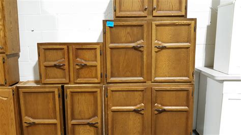 The habitat restore carries new and gently used doors made of wood, vinyl, fiberglass doors, and dual pane and windows, all of which are in great condition. Cabinets | Habitat for Humanity of Oakland County