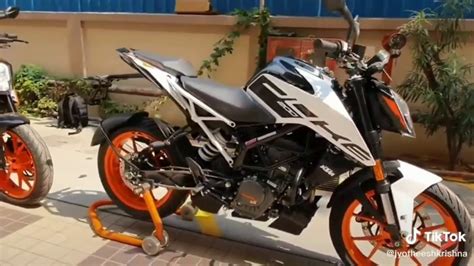 The 200 duke is powered by 199.5cc bs6 engine which develops a power of 25.4 bhp and a torque of 19.5 nm. KTM DUKE 200 bs6 model WhatsApp status - YouTube