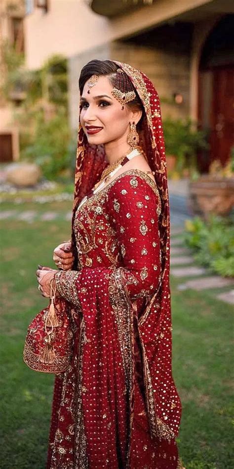 91 Georgeous In Red Indian Wedding Dresses That Youll Love Indian Wedding