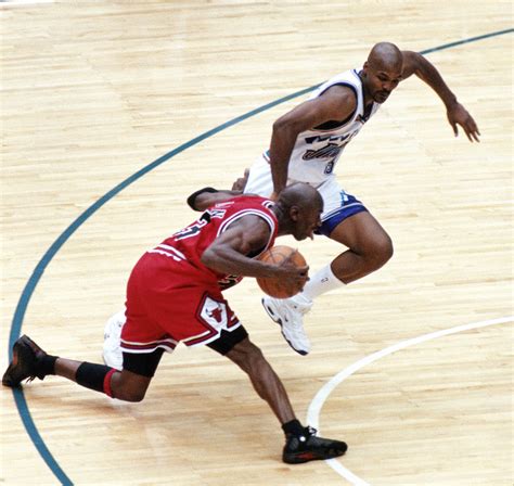 Was Michael Jordans Final Shot With The Bulls A Foul