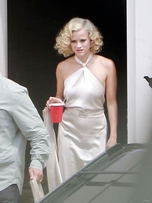 Reese On Set Of Water For Elephants Reese Witherspoon Photo Fanpop