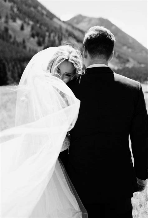 Pin By Amanda Mcdonough On Wedding Photo Ideas Wedding Picture Poses