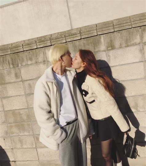 No, hyuna and e'dawn have not officially broke up and have even posted photo together last night. HyunA shares a kiss with E'Dawn, says she's working on new ...
