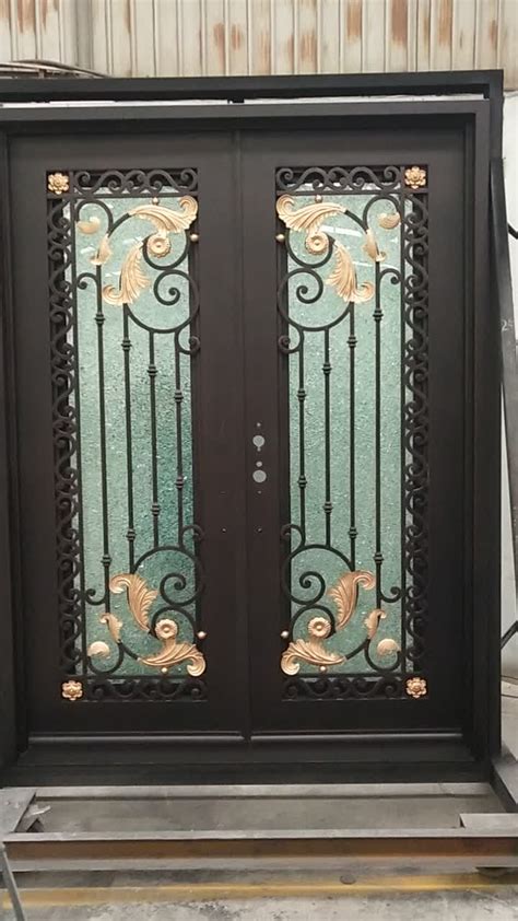 Wholesale China Exterior Security Wrought Iron Storm Doors For Villa