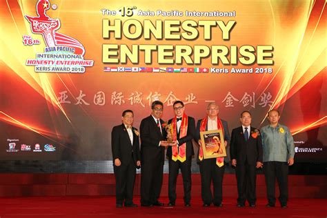 Web commerce communications limited dba webnic.cc. Past Winners 2018 | Honesty Award