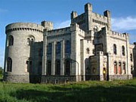 Gosford Castle In Hamiltons Bawn