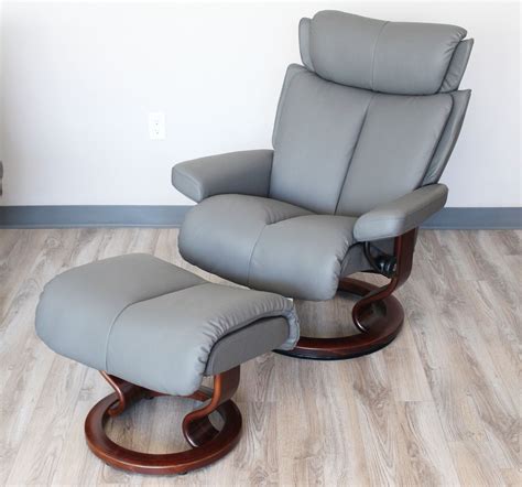 Quality leather chairs shipped direct to you. Stressless Magic Paloma Metal Grey Color Leather by ...