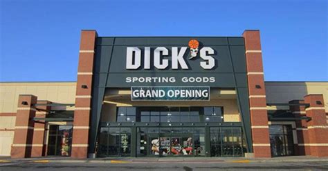 Dicks Sporting Goods Stumbles Plans To Increase Discounts
