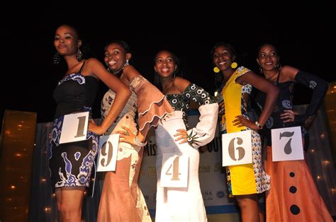 Matukio Uk Neema Mtitu Ni Vodacom Miss Excellence 2011