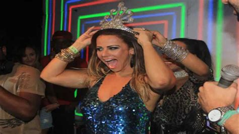 A Fazenda Viviane Araujo é a campeã do reality show final YouTube