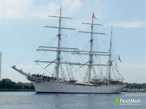 Including, manning all watch posts, climbing the rigging, sail handling, and ship's maintenance. Photo of STATSRAAD LEHMKUHL (IMO: 5339248, MMSI: 258113000 ...
