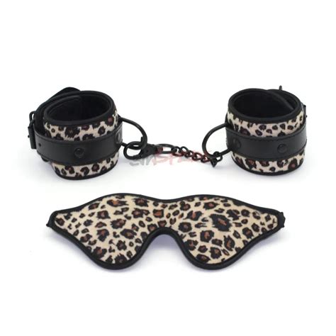 Newest 2pcs Smspade Leopard Velvet Adult Sex Products Blindfold Handcuffs Sex Game Restraint Eye