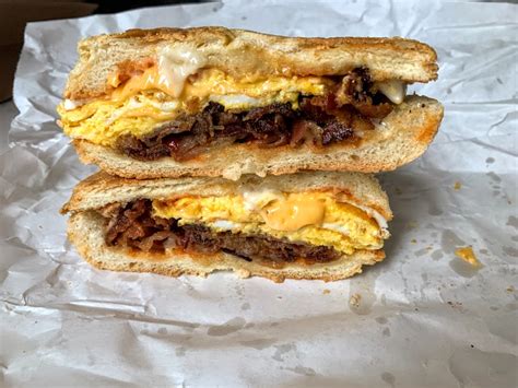 Legit New York Style Bacon Egg And Cheese Rgnv