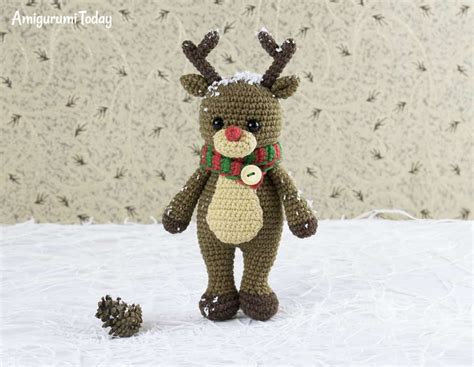 cuddle me reindeer crochet pattern amigurumi today