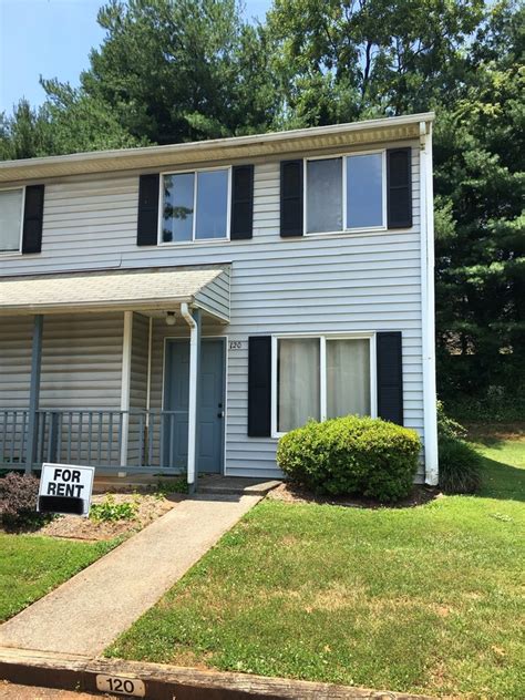 City center the place to see live music, art, theater, and historic buildings on the james river. 120 Montview Forest Dr, Lynchburg, VA 24502 - Townhouse ...