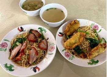 Fishmongers at haig road market and cooked food centre, jurong central plaza and shunfu mart are affected. 3 Best Hawker Food in Geylang - Expert Recommendations