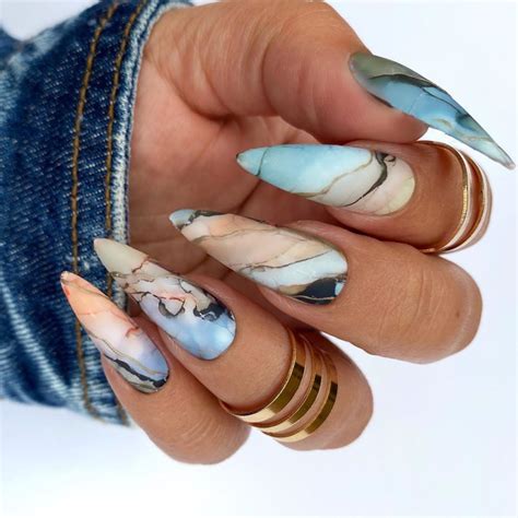 21 Mesmerizing Marble Nail Design For All Nail Shapes