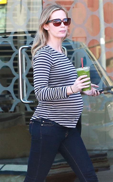 Emily Blunt From Celeb Baby Bumps E News