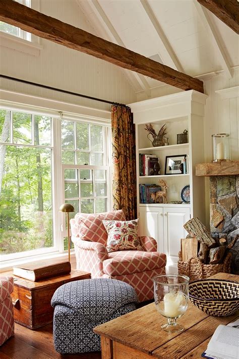 Especially with large living rooms that are well suited to entertaining large groups, it can be easy to overlook the fact that we are not always hosting parties! 25 Cozy Designer Family Living Room Design Ideas ...