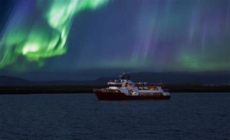 Northern Lights Cruise From Reykjavik Elding Adventure At Sea