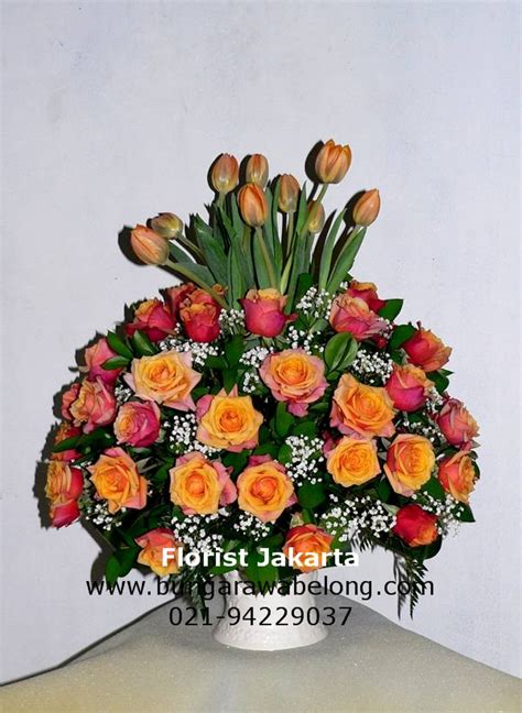 Rangkaian Bunga Mawar Mewah Besar Toko Bunga Rawa Belong Jakarta Florist