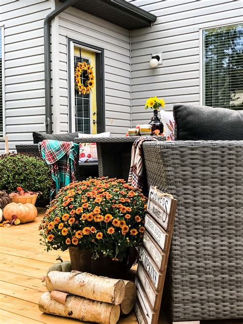 Our Cozy Fall Patio A Pretty Life In The Suburbs