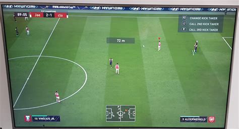 Interesting way to defend an offside free kick : r/EASportsFC