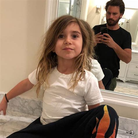 Penelope Disick Proves Shes A Budding Chef In Pic Taken By Dad Scott