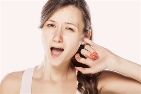 Itchy Ear Causes Symptoms And How To Get Rid Of Itchy Ears