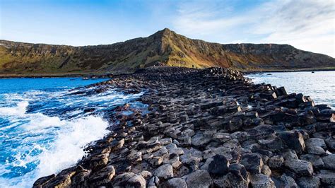 Giants Causeway Travel Guide And Map Nordic Visitor