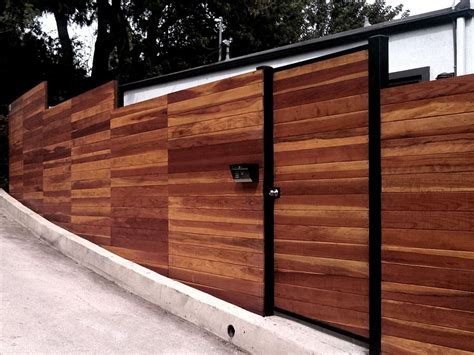 Fence Panels Toronto | Fence Supplier - Fence Panels