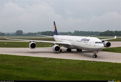 D Aihu Lufthansa Airbus A340 600 At Munich Photo Id 898104