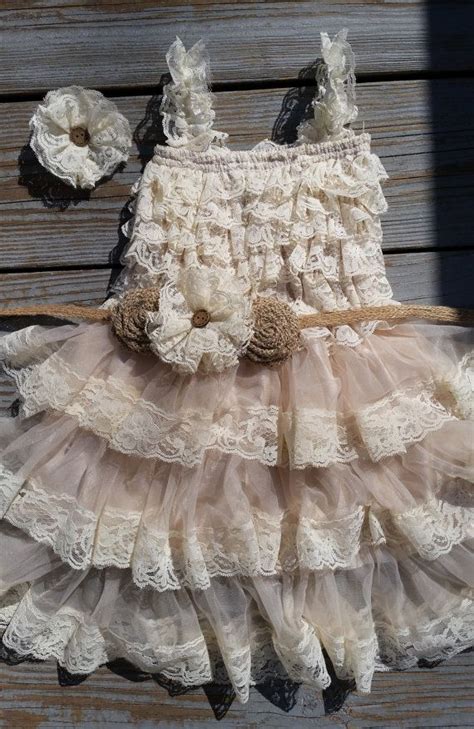 This Would Be Cute Flower Girl Dress With Cowboy Boots Küçük Kız