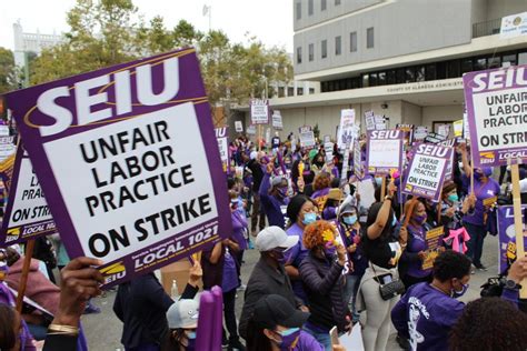 Healthcare Workers Across Alameda County Vote to Accept a New Contract