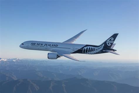 Everyone Upgraded On Air New Zealand Flight With 4 Passengers Simple