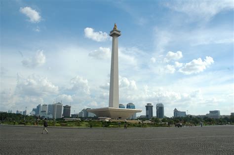 Monash university is one of australia's leading universities and ranks among the world's top 100. Monas ~ photography