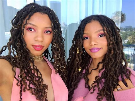 493k Likes 407 Comments Chloe X Halle Chloexhalle On Instagram “🌸🦄💜🌸” Locs Hairstyles