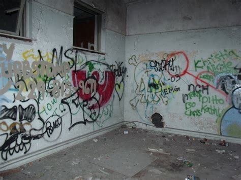 Poze Drum Stradă Casă Clădire Perete Abandonat Gol Graffiti