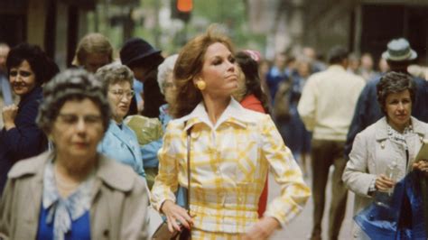 The museum of classic chicago television (www.fuzzymemories.tv). A Big Hat's Off to 'The Mary Tyler Moore Show' - Twin ...
