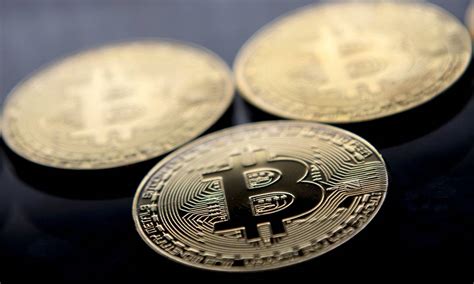 Além disso, segundo botelho, o bitcoin deve ser o padrão no futuro, assim como o dólar hoje é o parâmetro para todas as outras moedas e preço de. Cotação da Bitcoin ultrapassa os US$ 9 mil - Jornal O Globo