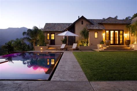 A guide to the best free home and interior design tools, apps & software for a renovation or new home. 20 Gorgeous Eclectic Home Exterior Designs Full Of ...